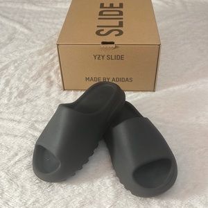 Yeezy Slide Onyx